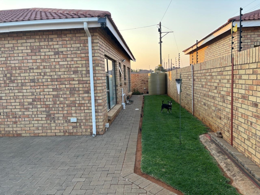 3 Bedroom Property for Sale in Hillcrest Northern Cape